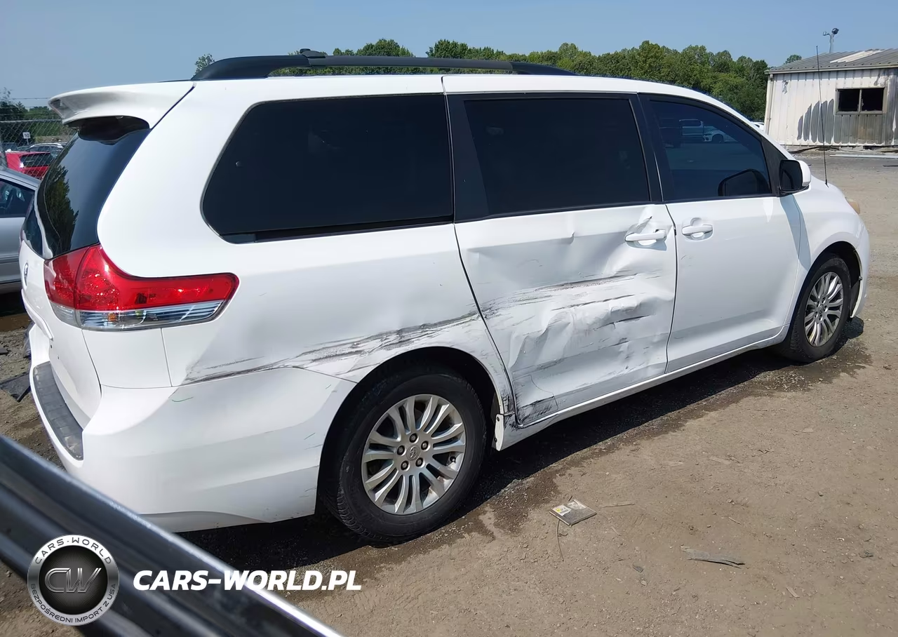 2012 Toyota Sienna Xle V6 8 Passenger VIN:5TDYK3DCXCS245280 - 4