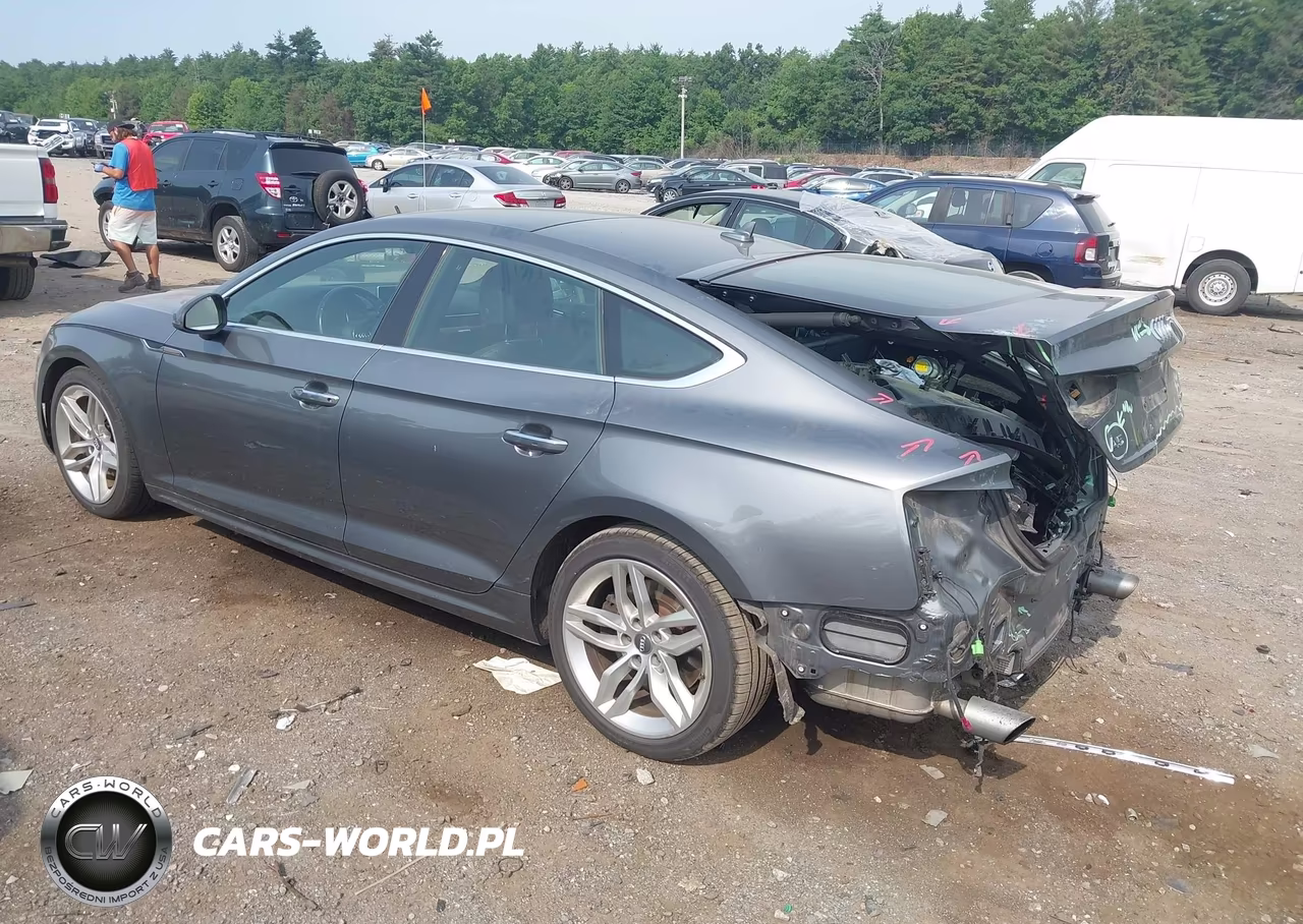 2019 Audi A5 45 Premium VIN:WAUBNCF50KA010990 - 3