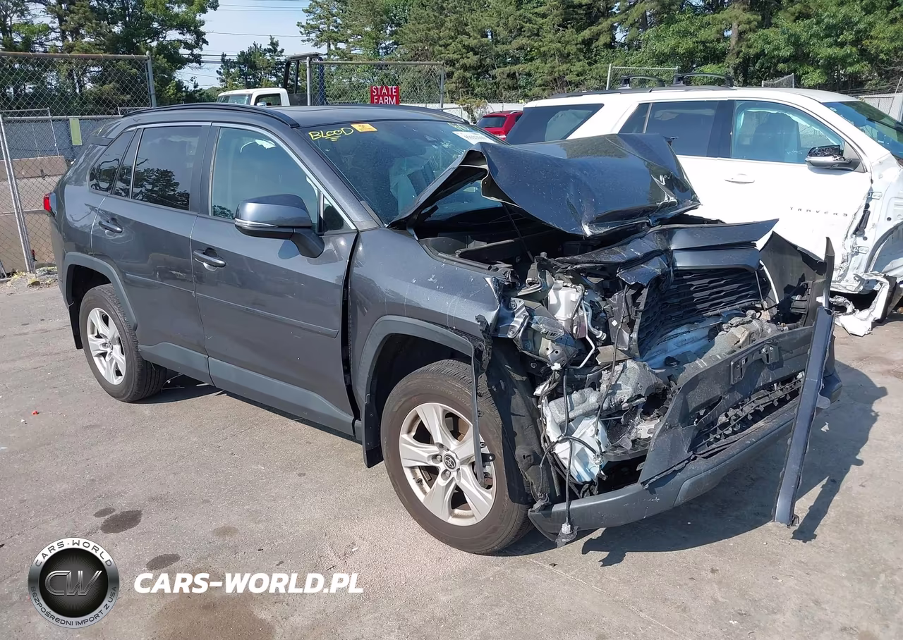 2021 Toyota Rav4 Xle VIN:2T3P1RFV1MC218700 - 1