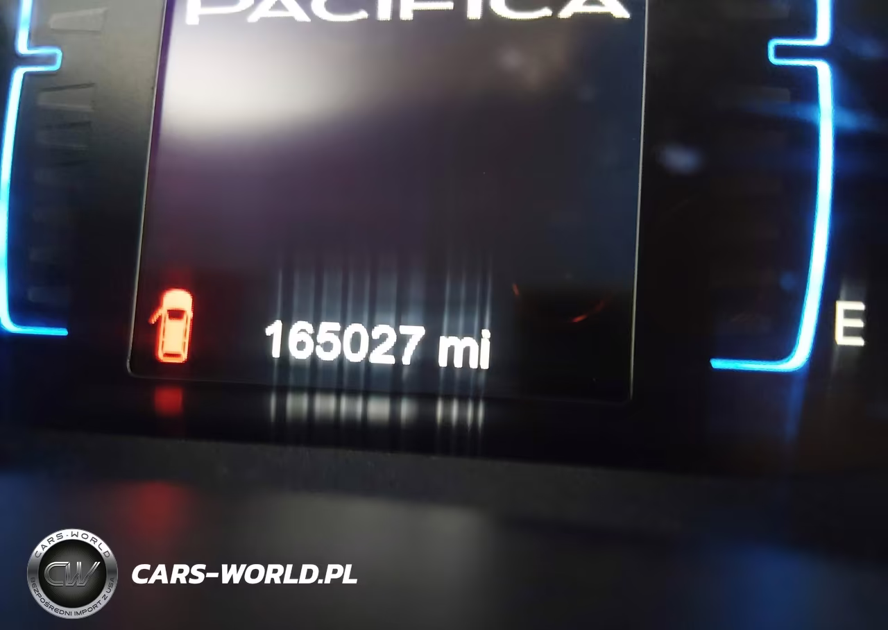 2017 Chrysler Pacifica Touring-L VIN:2C4RC1BG3HR613455 - 15