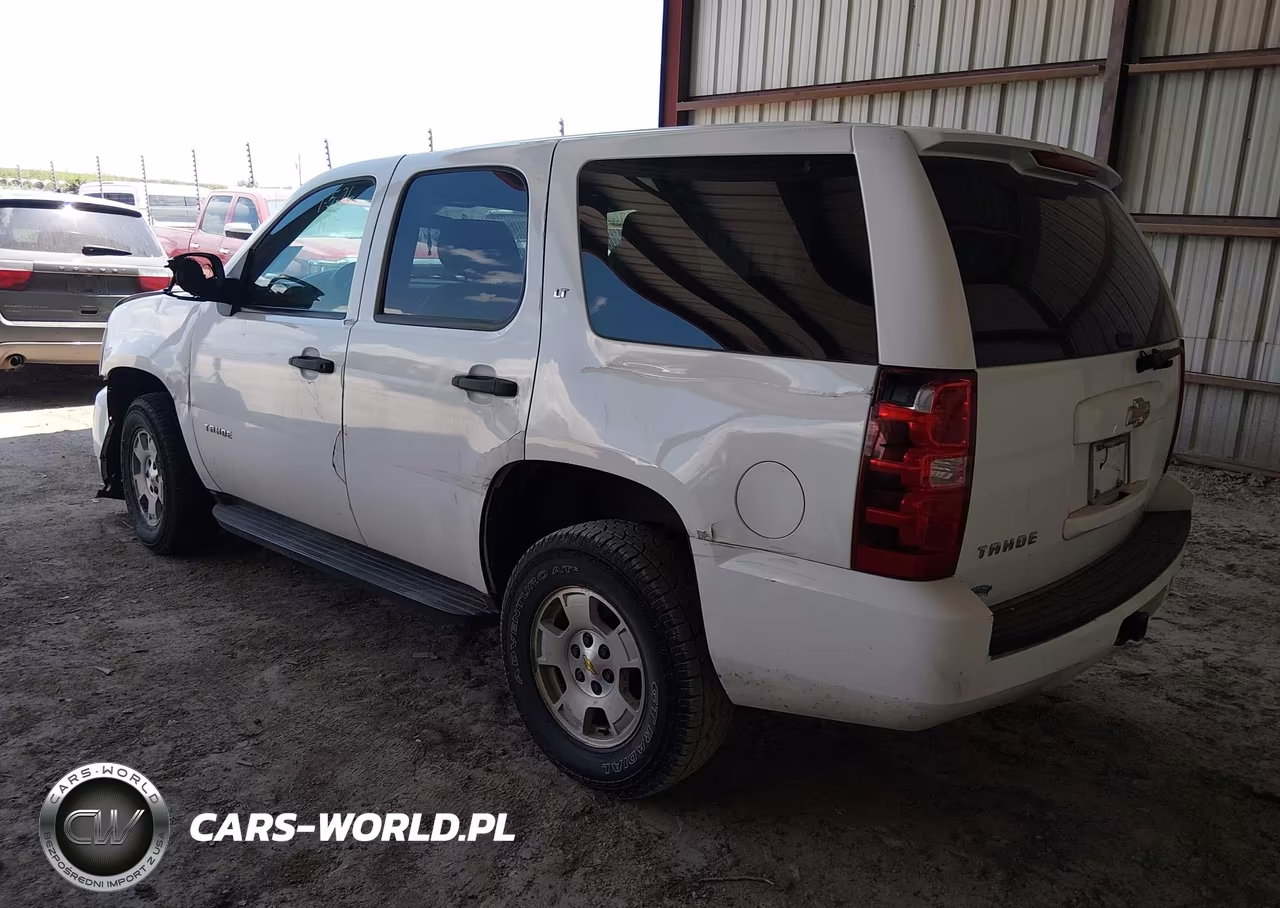 2011 Chevrolet Tahoe Commercial VIN:1GNSK2E03BR321835 - 3