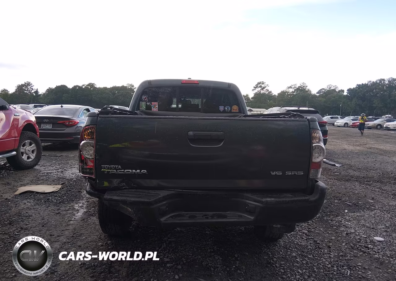 2009 Toyota Tacoma Base V6 VIN:3TMMU52N89M014749 - 16