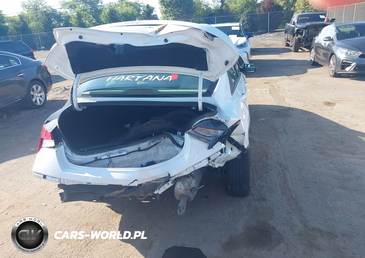 2024 Hyundai Elantra Sel VIN:KMHLM4DGXRU819681 - 6