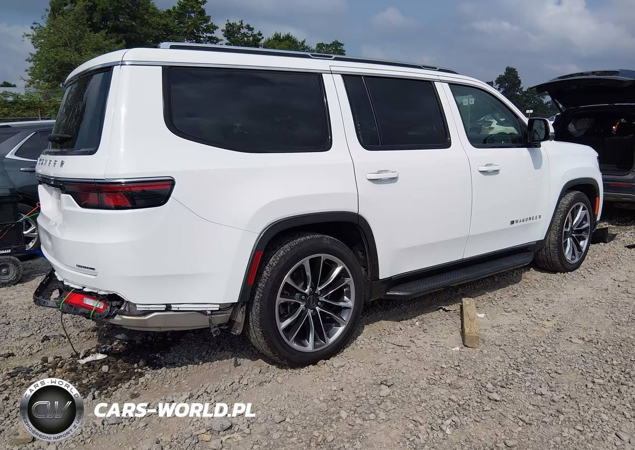 2022 Jeep Wagoneer Series Ii 4X4 VIN:1C4SJVBTXNS214984 - 4