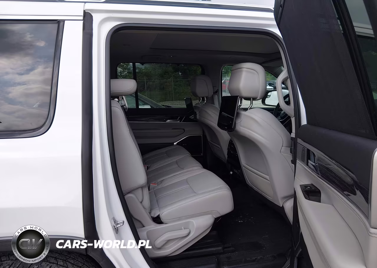 2022 Jeep Wagoneer Series Ii 4X4 VIN:1C4SJVBTXNS214984 - 8