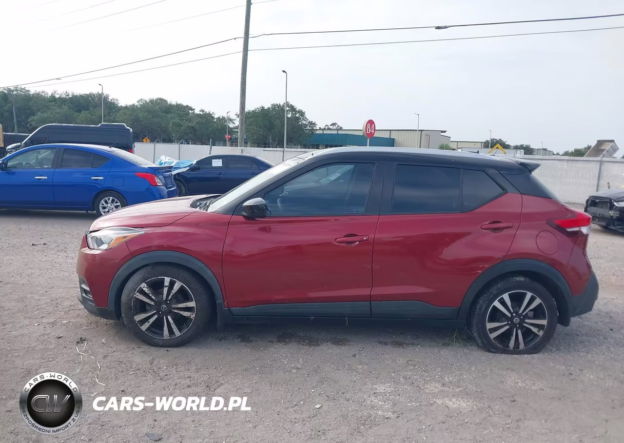 2019 Nissan Kicks Sv VIN:3N1CP5CU6KL560764 - 14