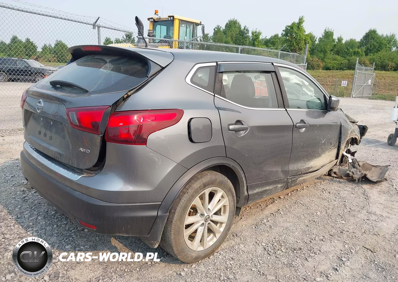 2019 Nissan Rogue Sport S VIN:JN1BJ1CRXKW312643 - 4