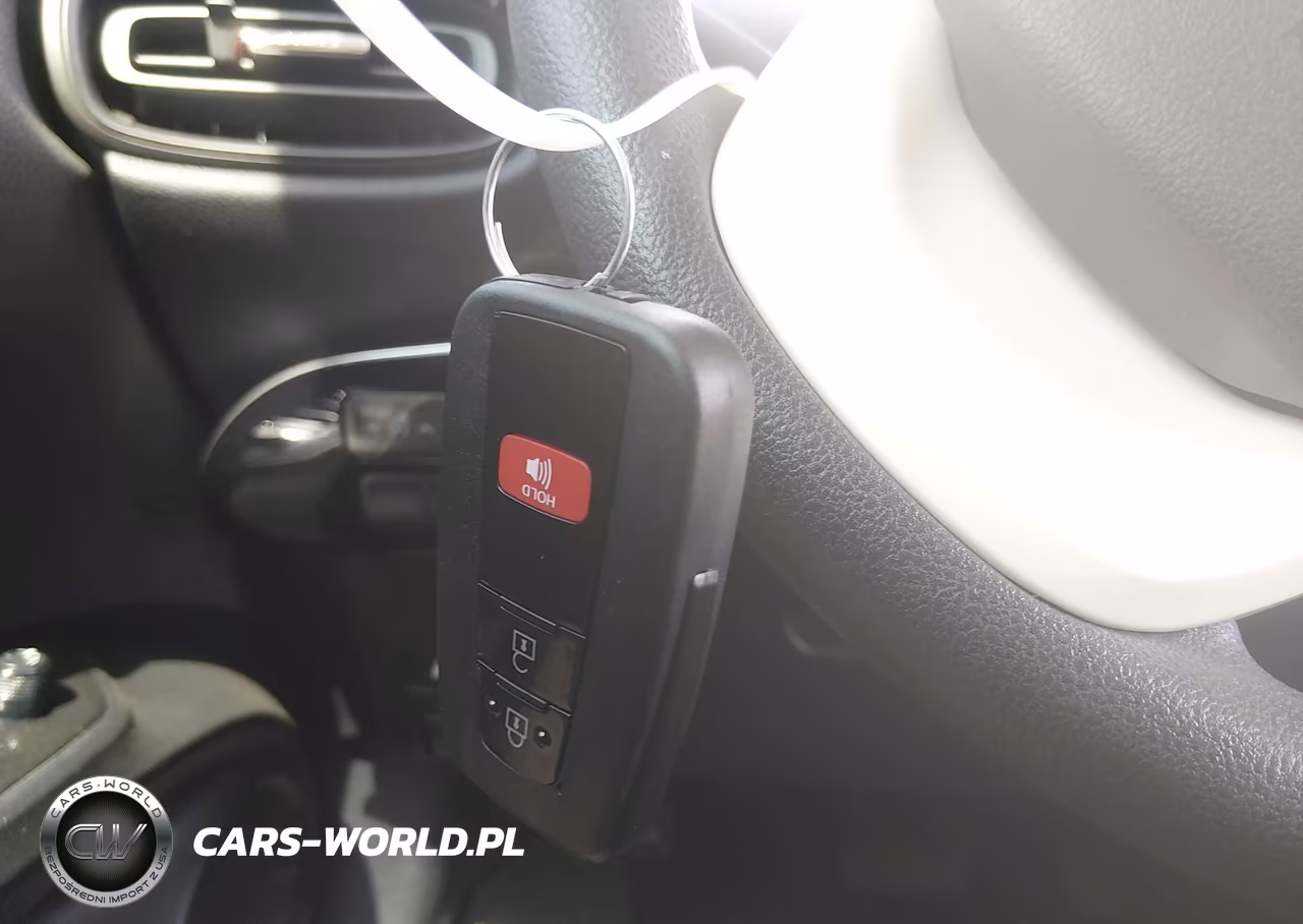 2017 Toyota Prius Two VIN:JTDKBRFU5H3040134 - 11