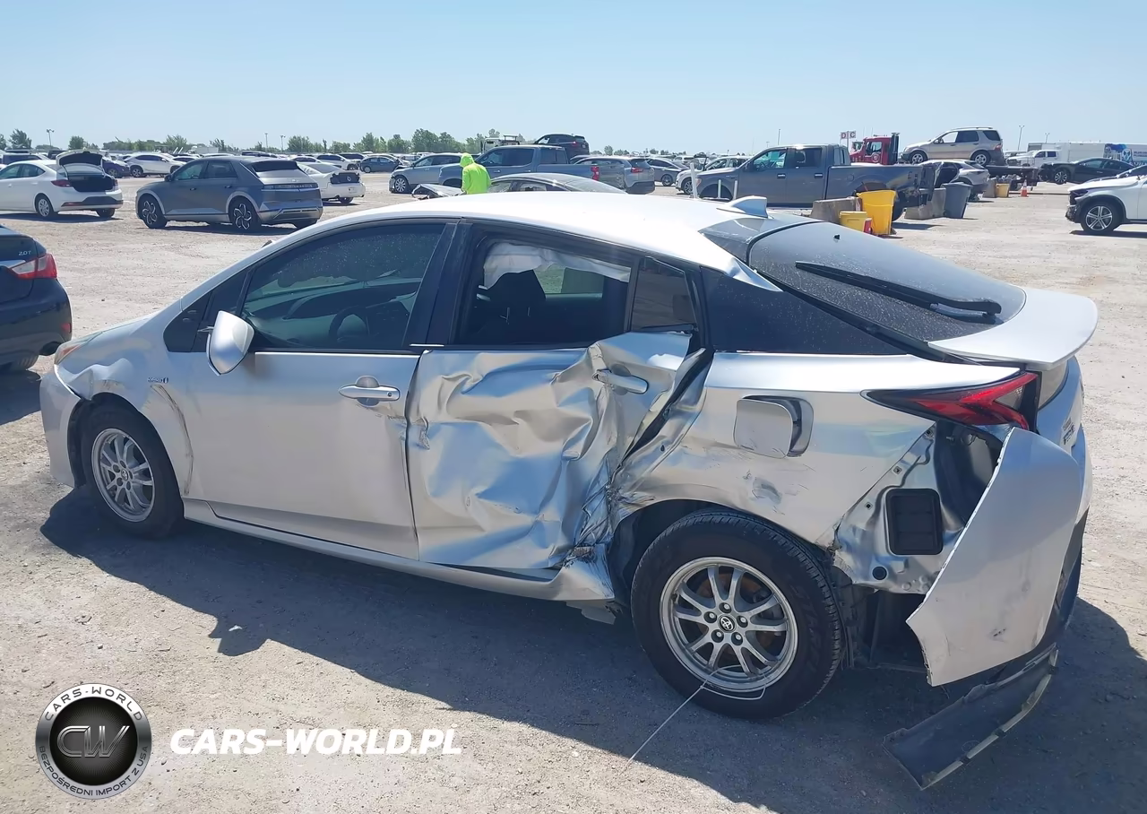 2017 Toyota Prius Two VIN:JTDKBRFU5H3040134 - 6