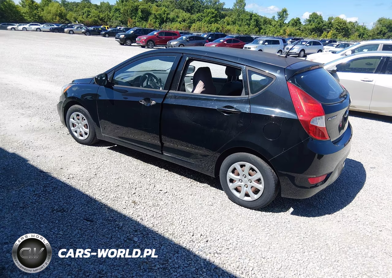 2013 Hyundai Accent Gs VIN:KMHCT5AE4DU089223 - 3