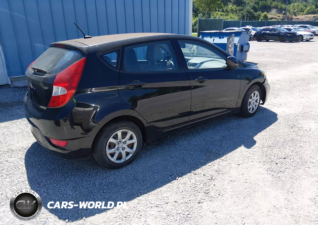 2013 Hyundai Accent Gs VIN:KMHCT5AE4DU089223 - 4