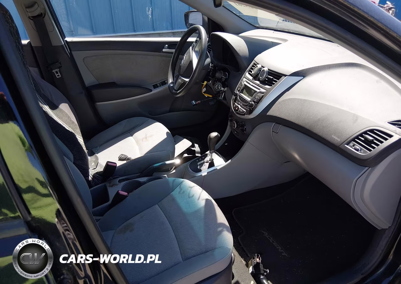 2013 Hyundai Accent Gs VIN:KMHCT5AE4DU089223 - 5