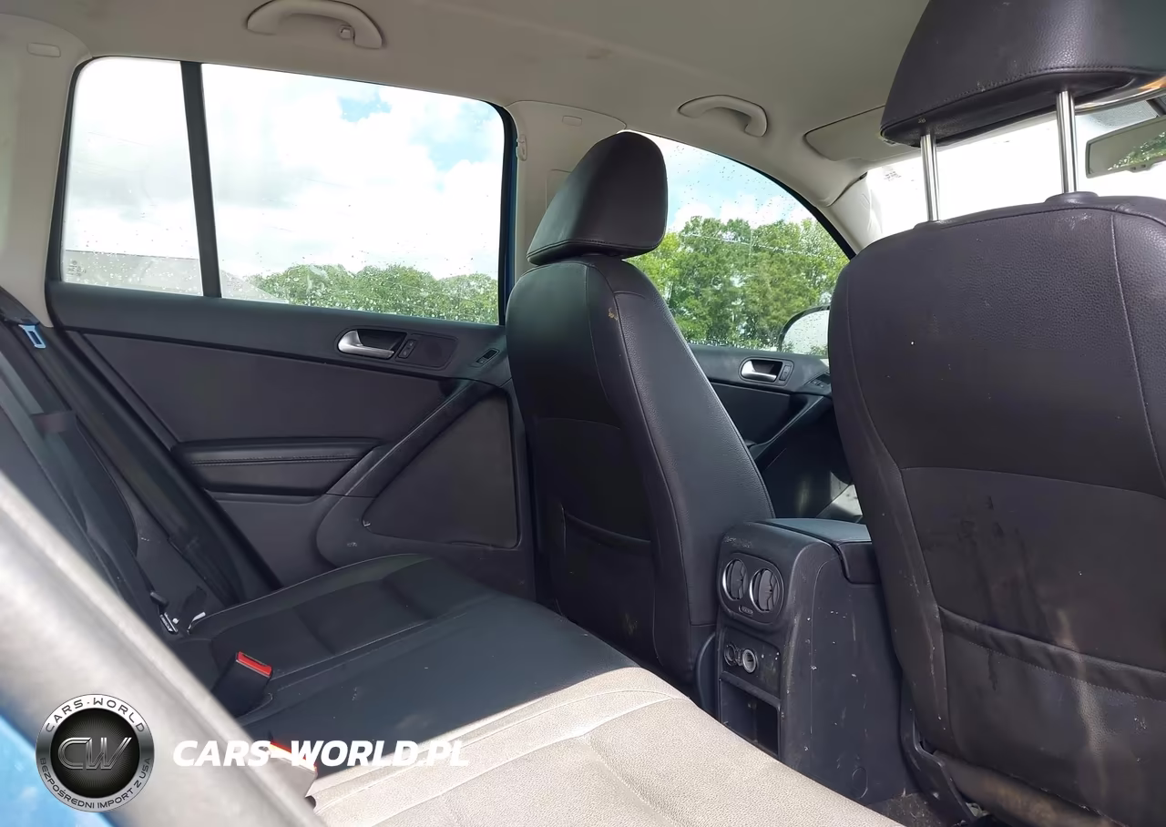 2017 Volkswagen Tiguan 2.0T S VIN:WVGAV7AX4HW503514 - 8