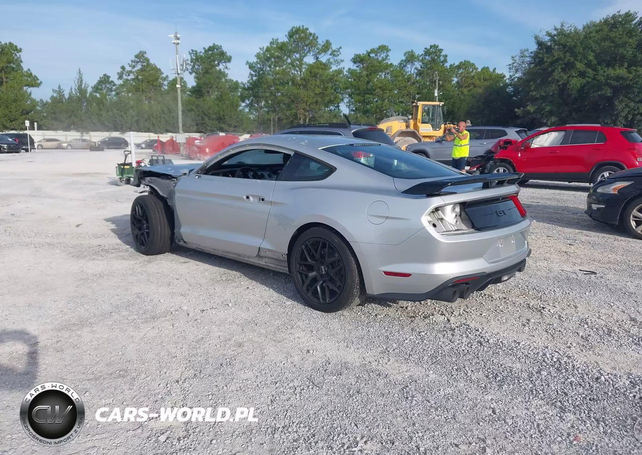 2018 Ford Mustang Gt-Gt Premium VIN:1FA6P8CFXJ5107622 - 3