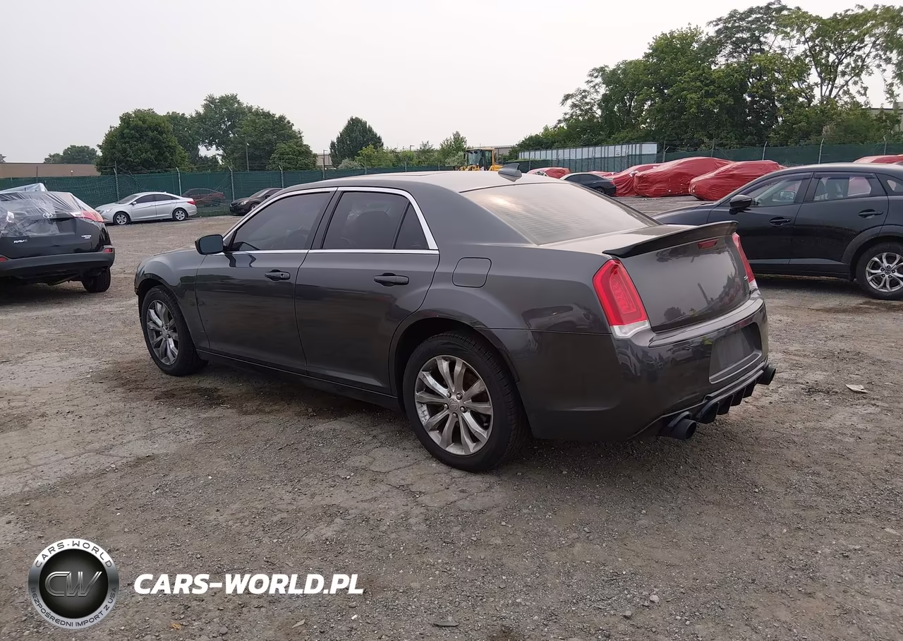 2016 Chrysler 300 Anniversary Edition VIN:2C3CCARG5GH344265 - 3