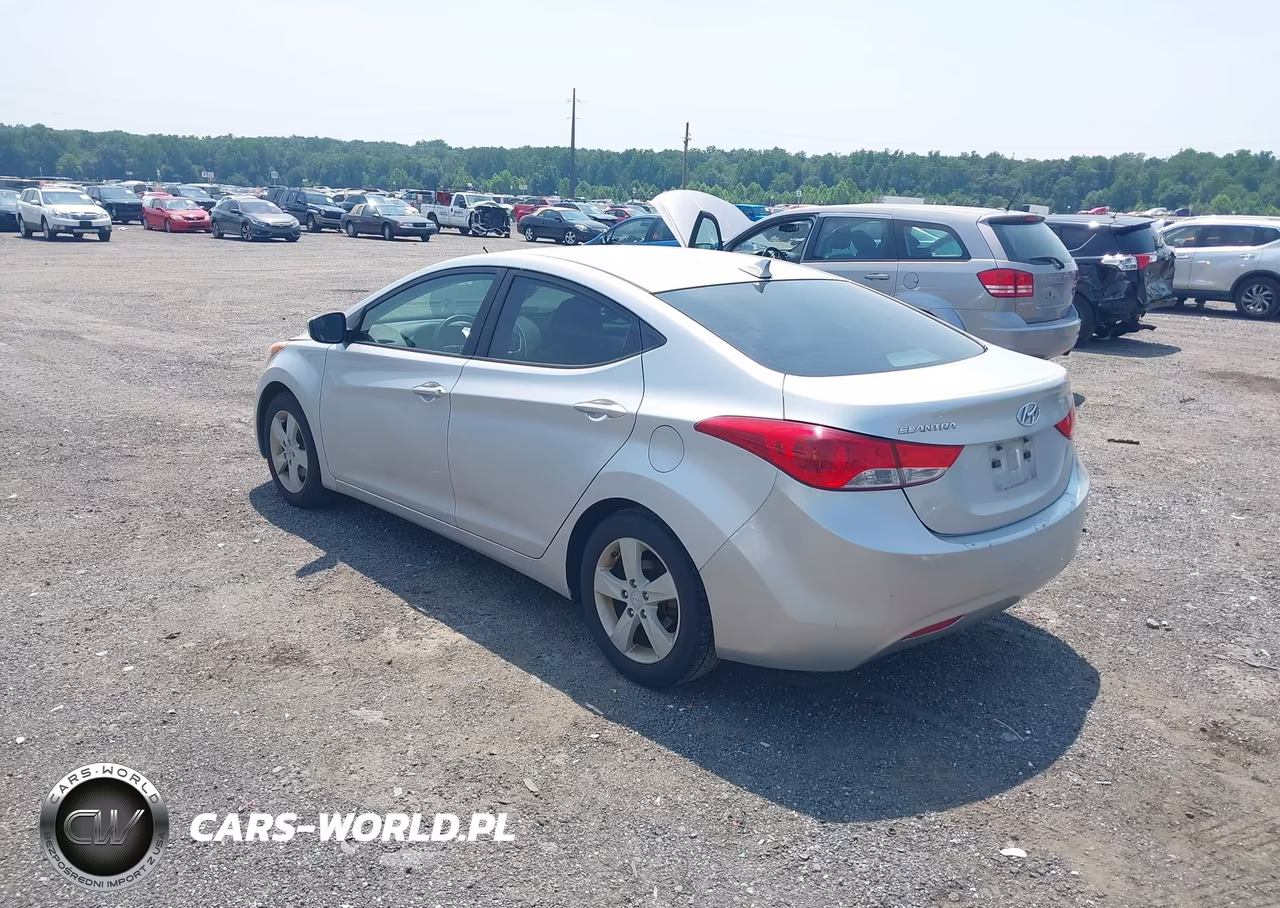 2013 Hyundai Elantra Gls VIN:KMHDH4AE2DU551620 - 3