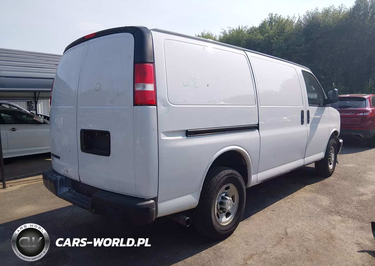 2018 Chevrolet Express 2500 Work Van VIN:1GCWGAFP6J1229360 - 4