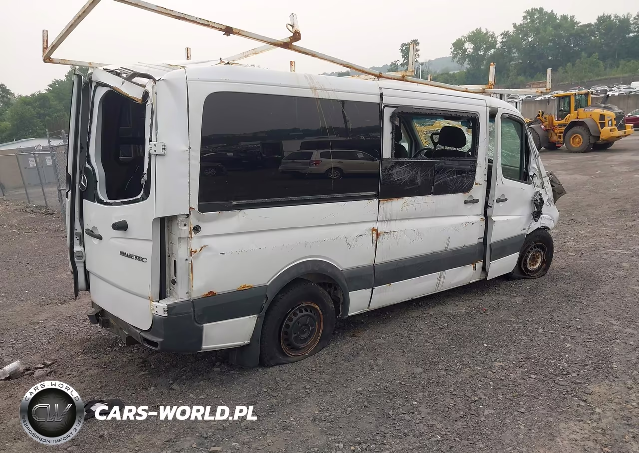 2011 Mercedes-Benz Sprinter 2500 Normal Roof VIN:WDZPE7CC5B5508842 - 4