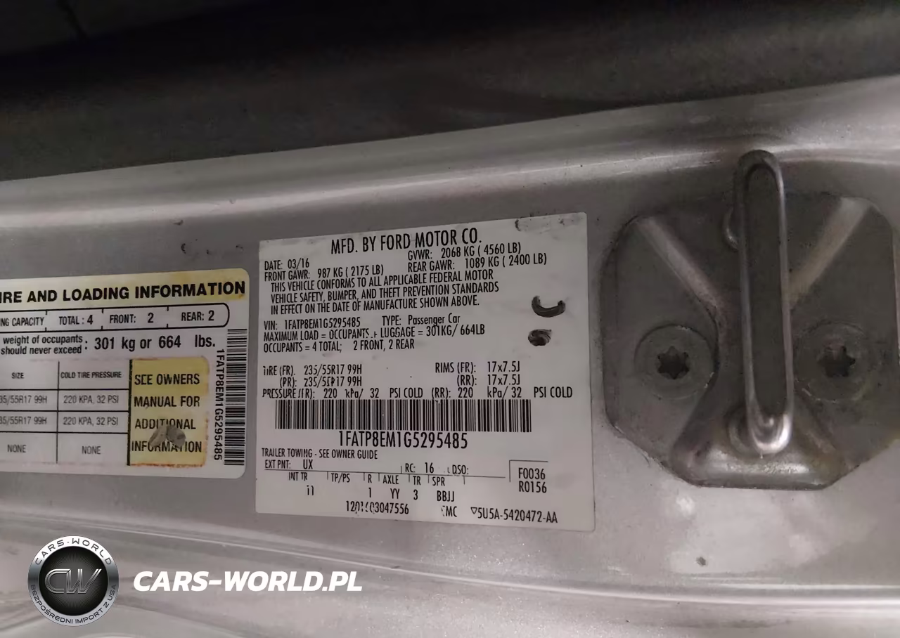 2016 Ford Mustang V6 VIN:1FATP8EM1G5295485 - 9