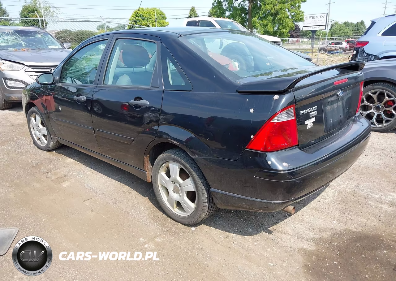 2007 Ford Focus S-Se-Ses VIN:1FAHP34N67W142565 - 3