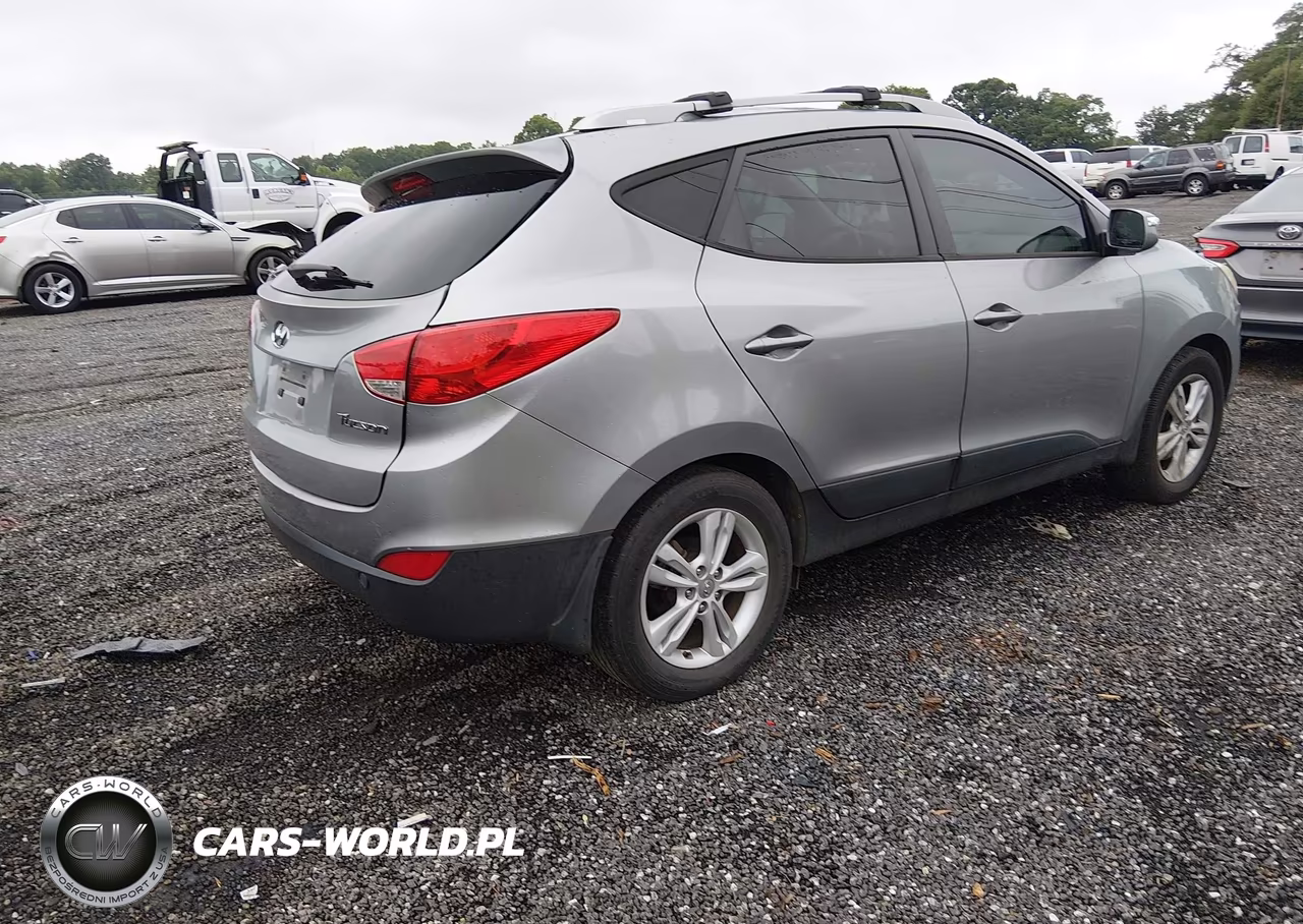 2013 Hyundai Tucson Gls VIN:KM8JU3AC7DU688799 - 4