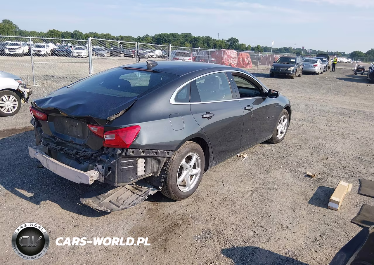 2017 Chevrolet Malibu Ls VIN:1G1ZB5ST7HF263092 - 4