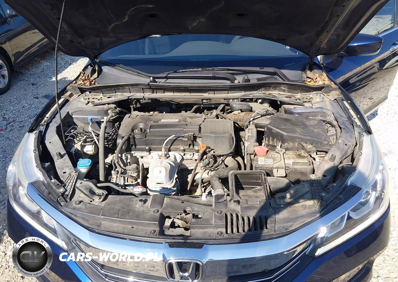 2016 Honda Accord Sport VIN:1HGCR2F56GA180706 - 10