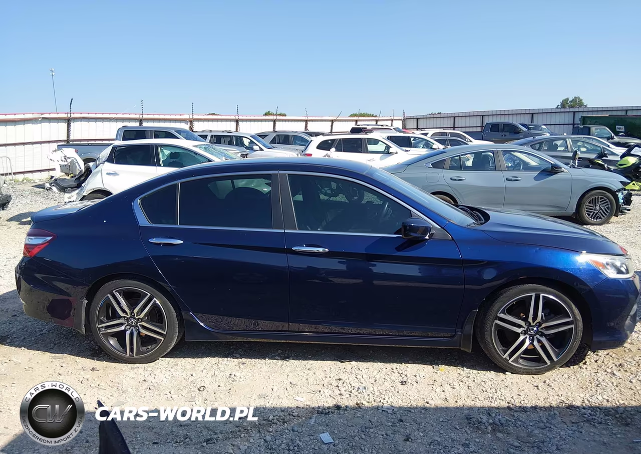 2016 Honda Accord Sport VIN:1HGCR2F56GA180706 - 13