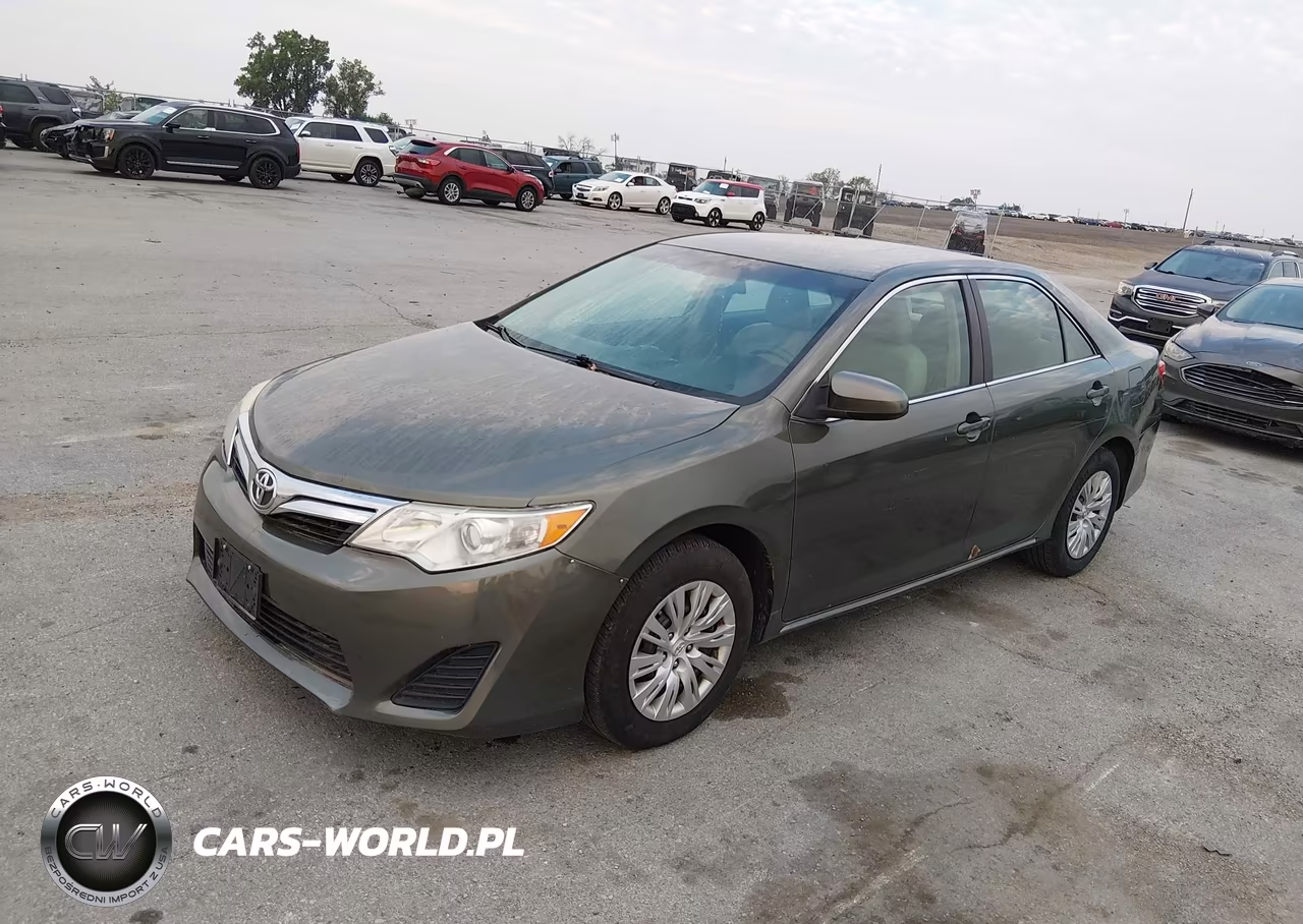 2013 Toyota Camry Le VIN:4T4BF1FK2DR330454 - 2