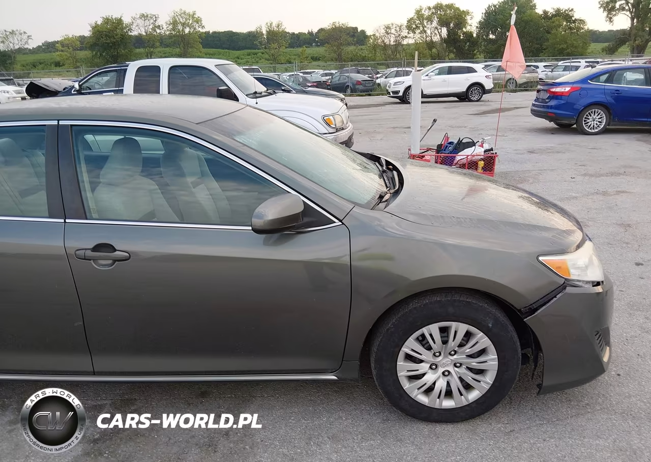 2013 Toyota Camry Le VIN:4T4BF1FK2DR330454 - 6