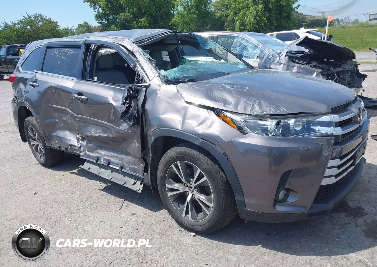 2017 Toyota Highlander Le Plus