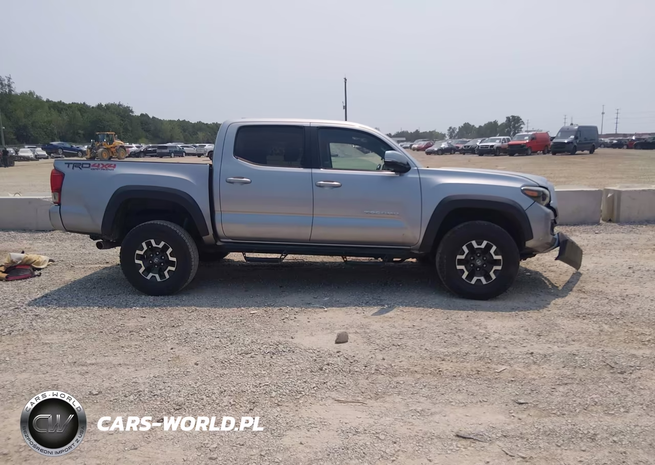 2016 Toyota Tacoma Trd Off Road VIN:3TMCZ5AN2GM041358 - 13
