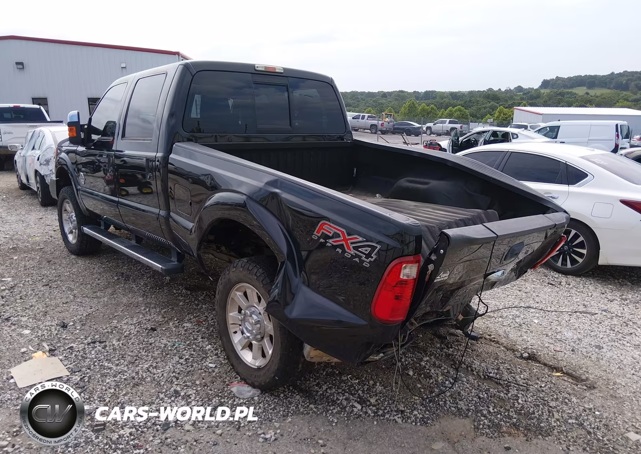 2015 Ford F-350 Lariat VIN:1FT8W3BTXFEA21850 - 3