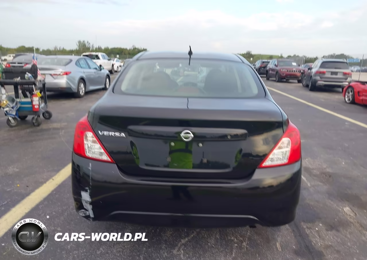 2017 Nissan Versa 1.6 S VIN:3N1CN7AP6HL843740 - 17