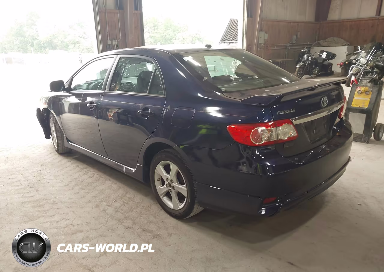 2011 Toyota Corolla S VIN:2T1BU4EE8BC711088 - 3