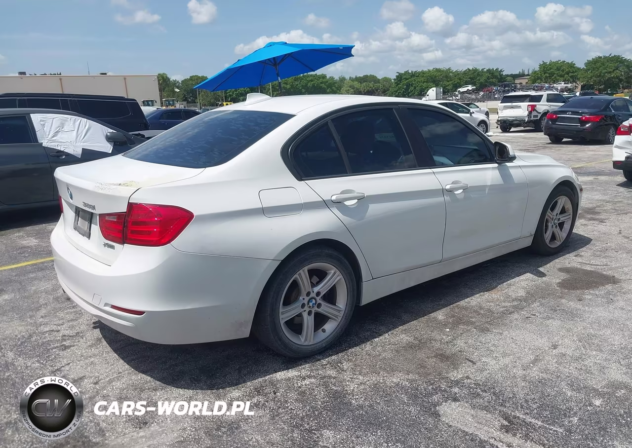2013 BMW 328I xDrive VIN:WBA3B5G54DNS04344 - 4
