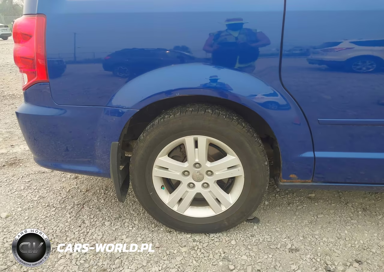 2013 Dodge Grand Caravan Crew VIN:2C4RDGDG2DR660452 - 20