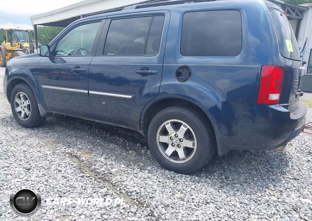 2009 Honda Pilot Touring VIN:5FNYF38859B026735 - 3