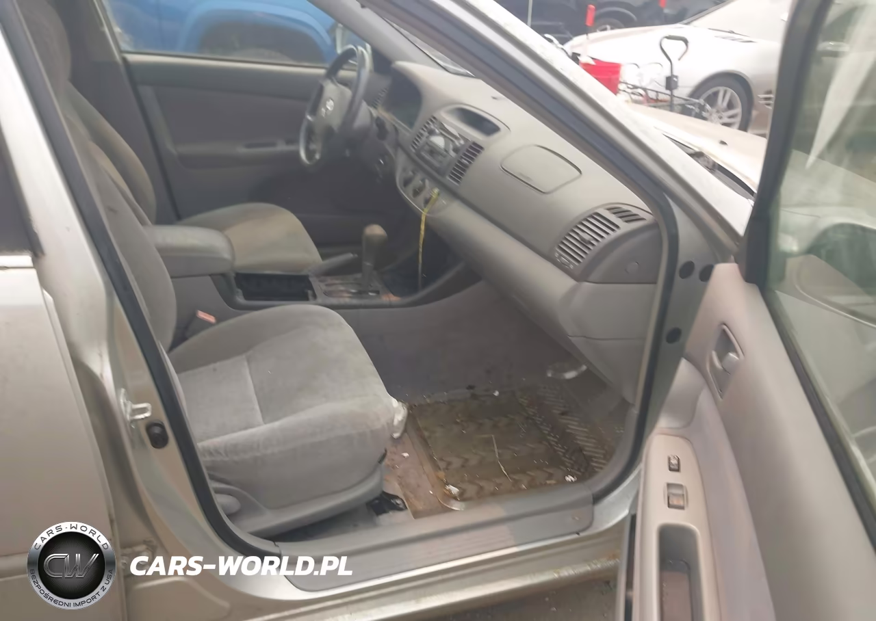 2002 Toyota Camry Le-Xle VIN:JTDBE32K420041521 - 5
