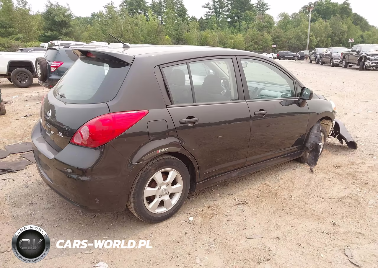 2010 Nissan Versa 1.8Sl VIN:3N1BC1CP4AL399677 - 4