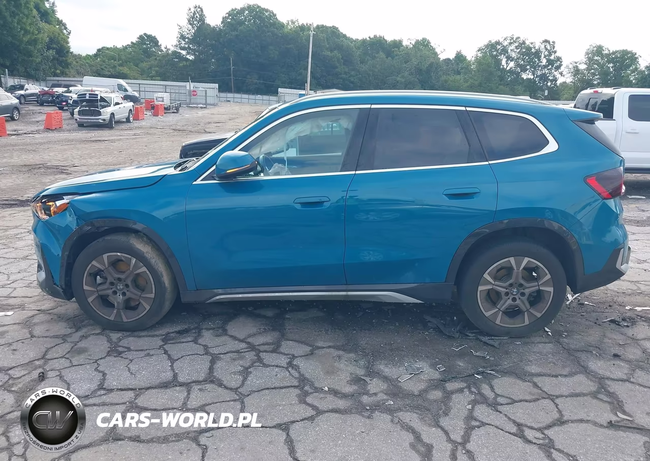 2025 BMW X1 xDrive28I VIN:WBX73EF05S5126101 - 13