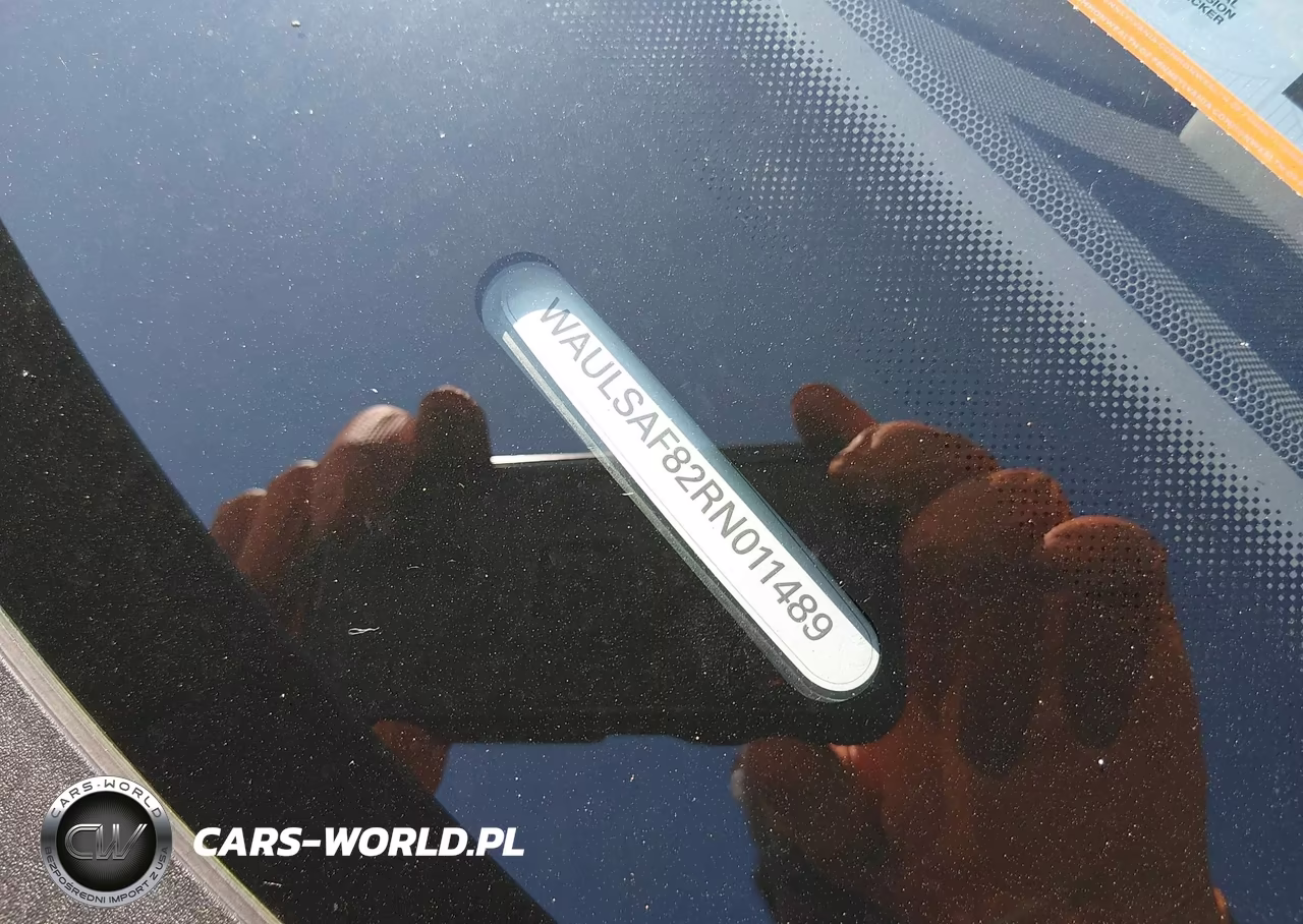 2024 Audi S8 Tfsi Quattro Tiptronic VIN:WAULSAF82RN011489 - 9
