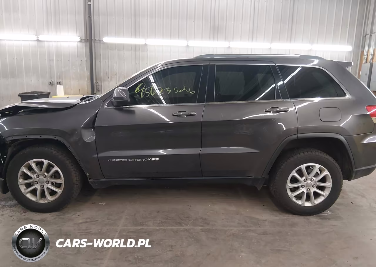 2015 Jeep Grand Cherokee Laredo VIN:1C4RJFAGXFC950053 - 15