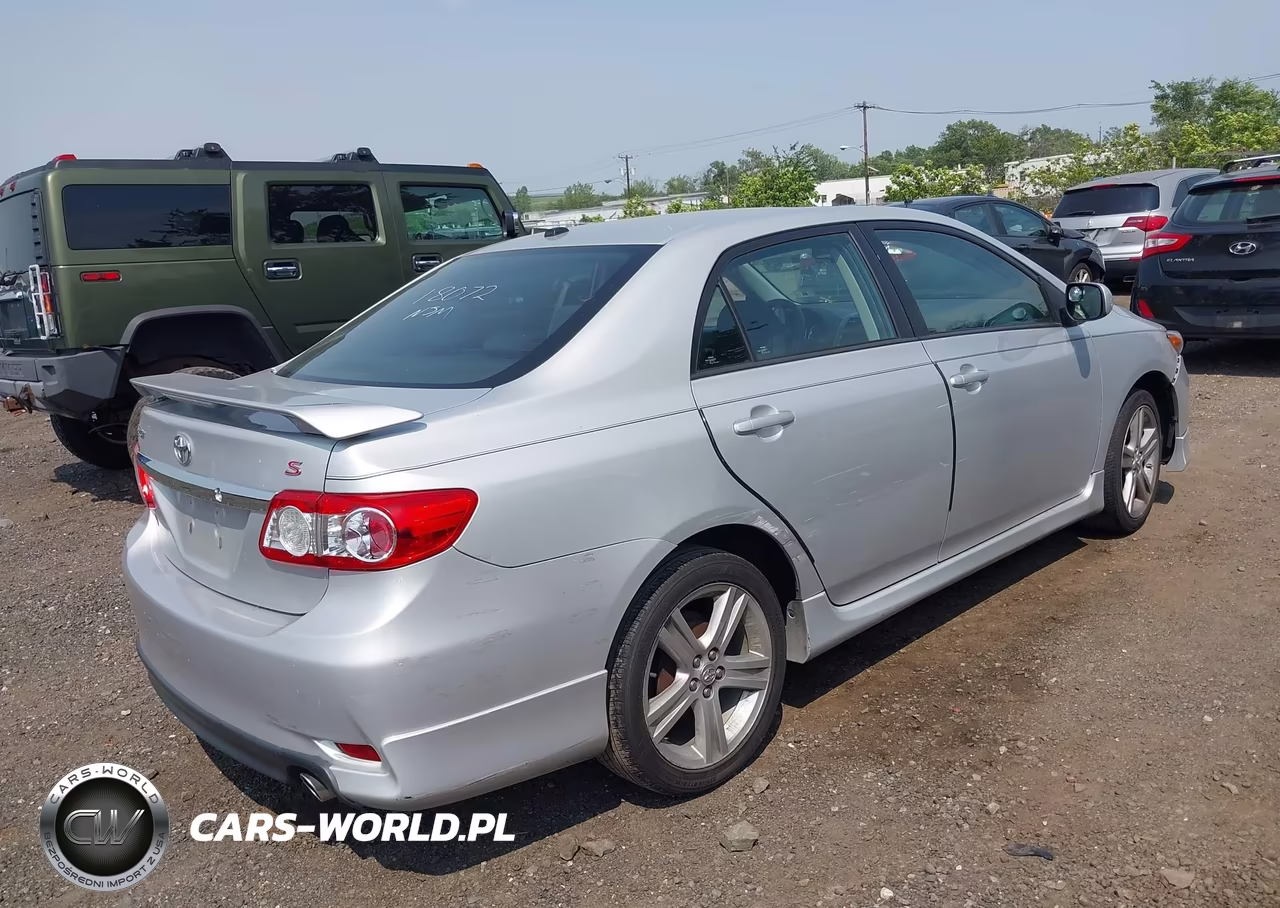 2013 Toyota Corolla S VIN:2T1BU4EE7DC055694 - 4