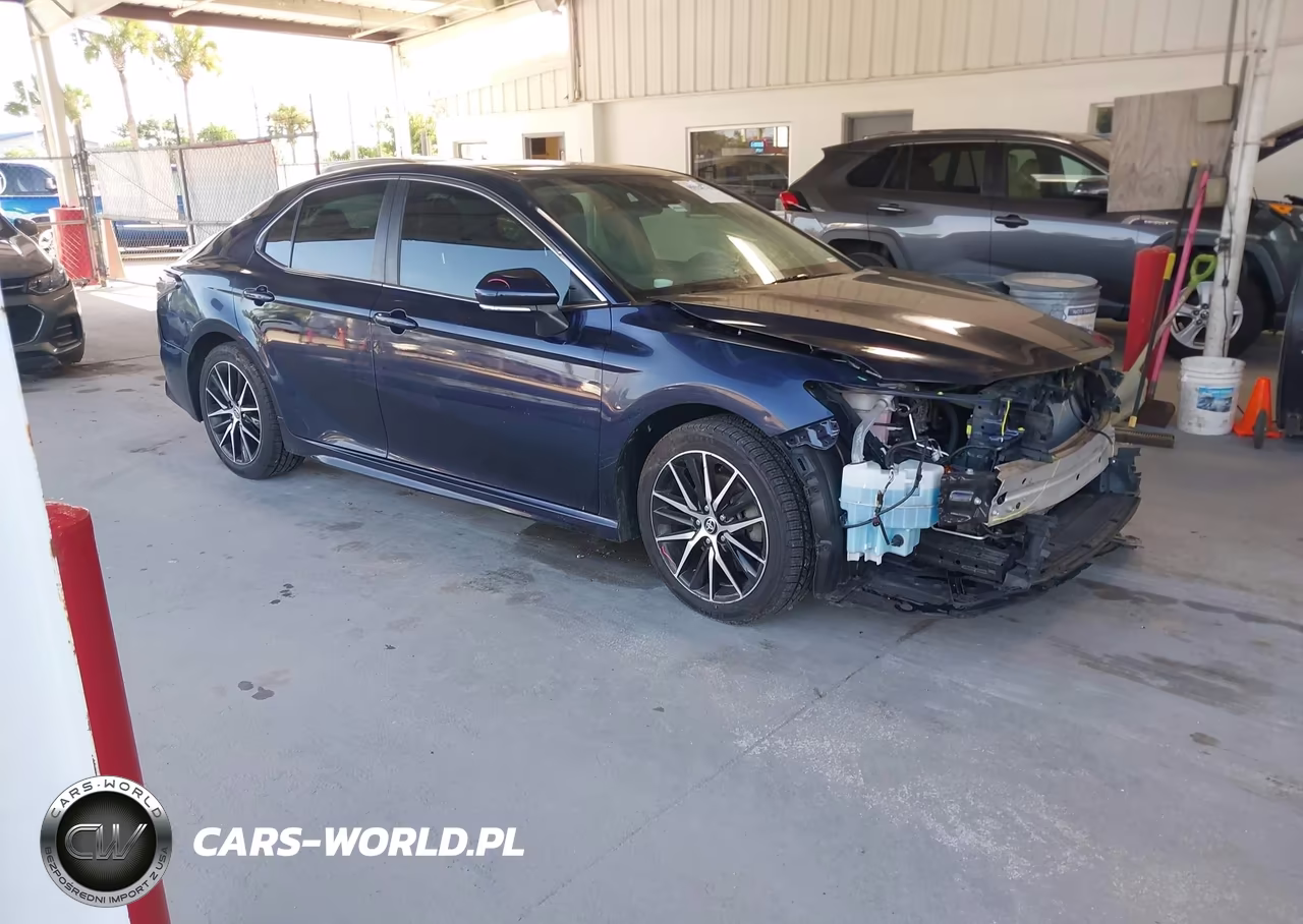 2021 Toyota Camry Se – zdjęcie 1 z 20