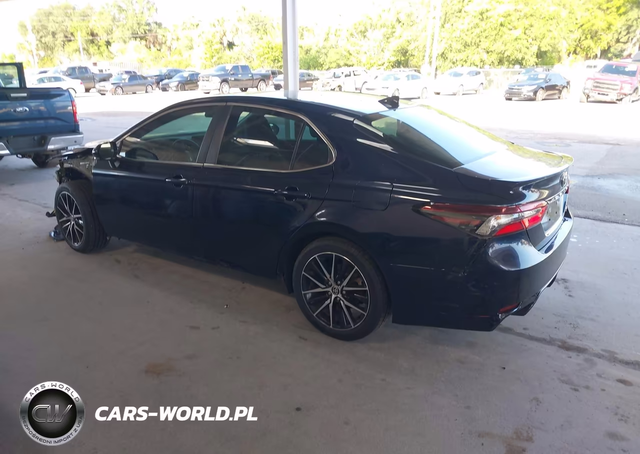 2021 Toyota Camry Se VIN:4T1G11AK5MU568286 - 3
