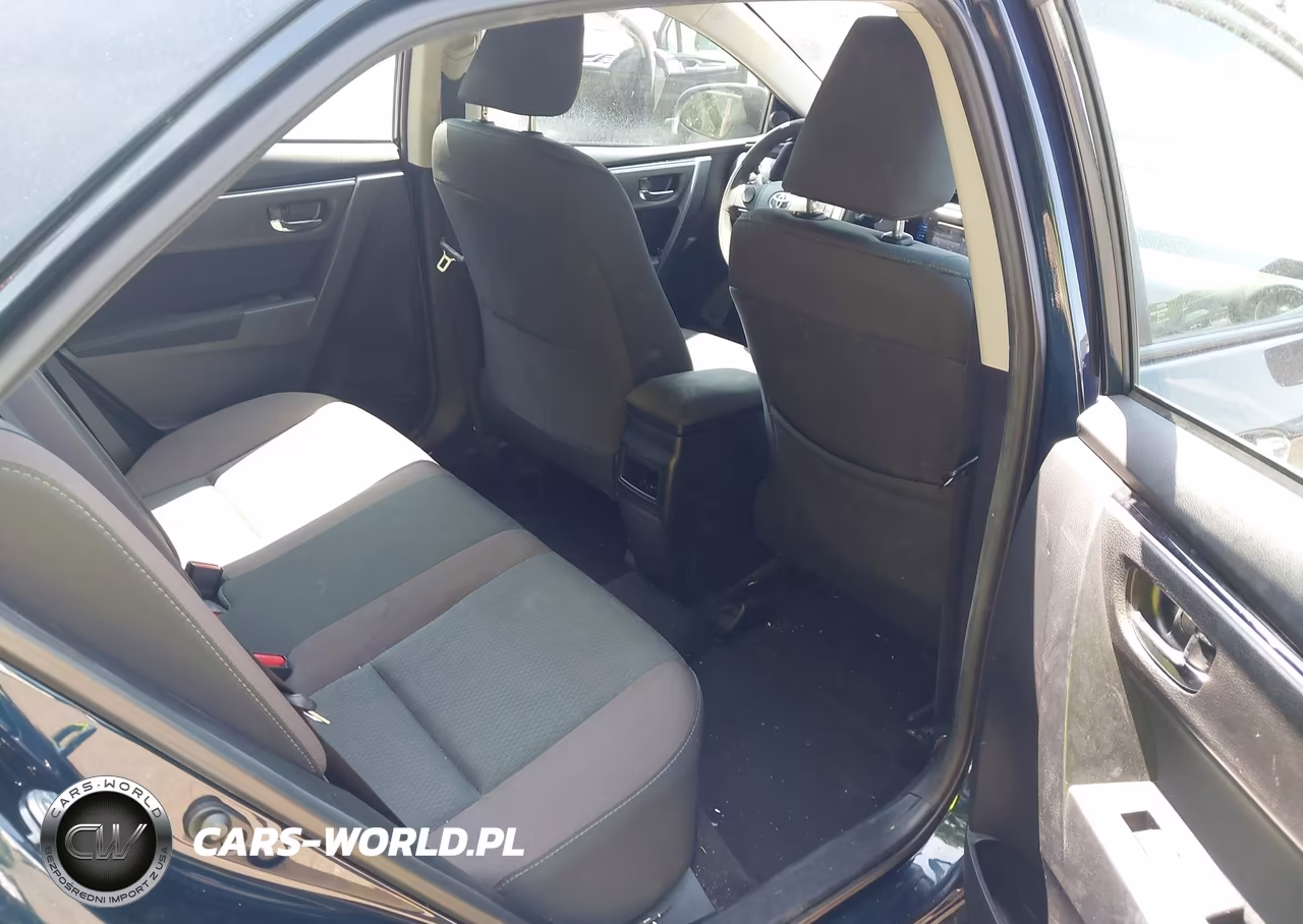 2018 Toyota Corolla Le VIN:2T1BURHE6JC978737 - 8