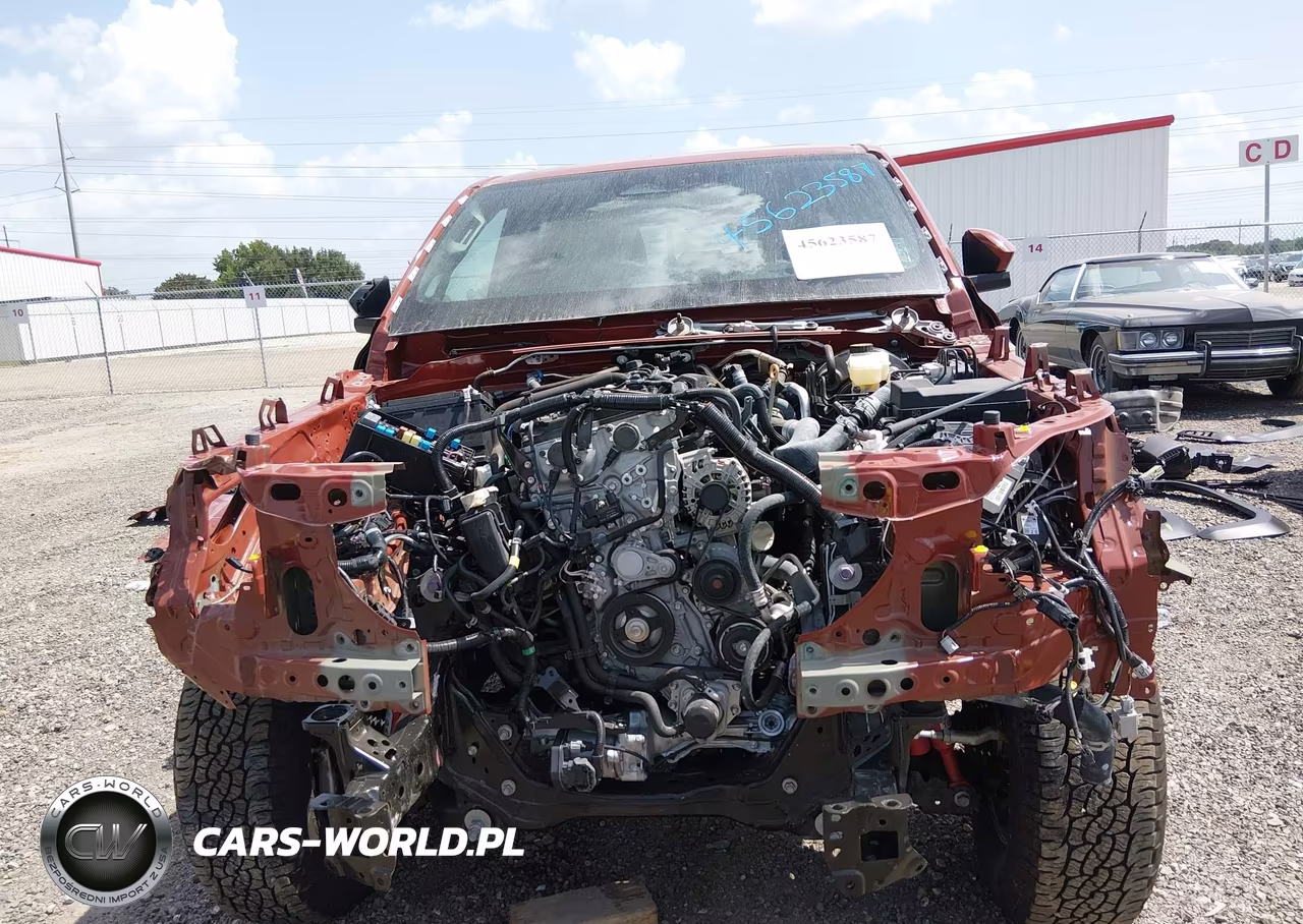 2025 Toyota Tacoma Trd Off Road VIN:3TMLB5JN5SM114753 - 13