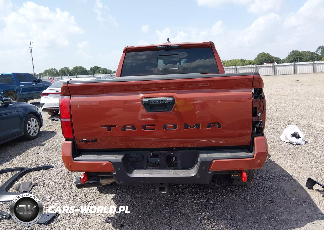 2025 Toyota Tacoma Trd Off Road VIN:3TMLB5JN5SM114753 - 17