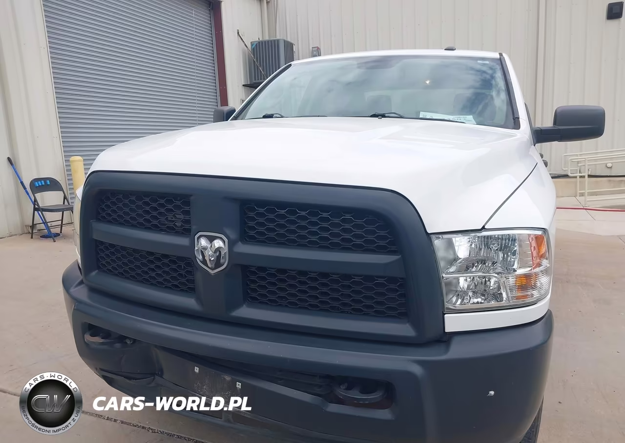 2017 Ram 2500 Tradesman 4X4 8' Box VIN:3C6UR5HJ6HG771336 - 13